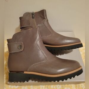 FRANCO SARTO Brown Leather Ankle Boots NEW wIth BOX